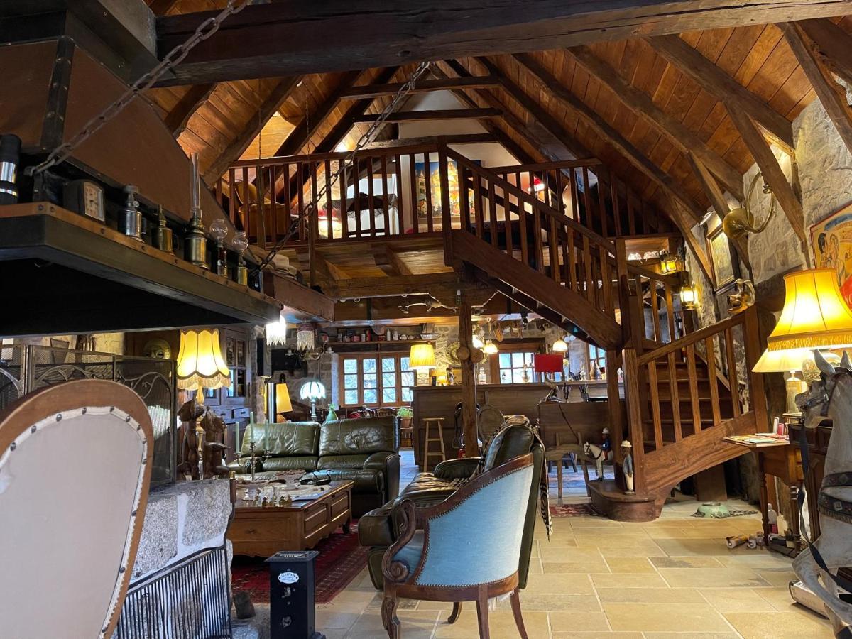 La Maison De Mon Pere Le Nayrac Buitenkant foto